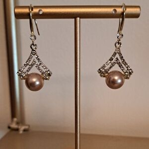 NWT Chic Silver and Pearl Dangle Earrings